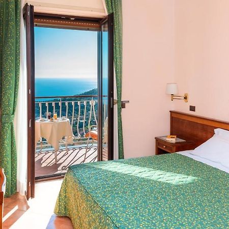 Hotel Montana Sant'Agata sui due Golfi Eksteriør billede