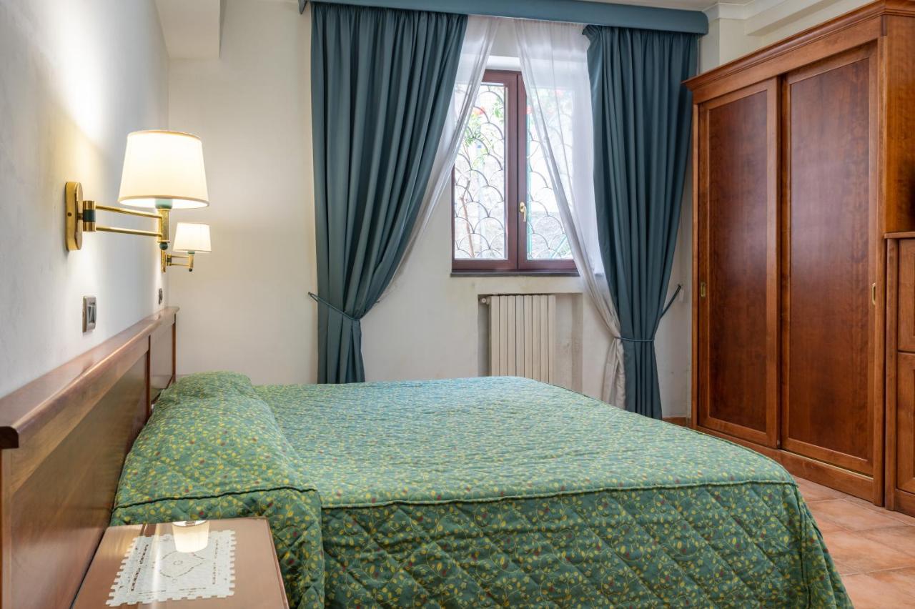 Hotel Montana Sant'Agata sui due Golfi Eksteriør billede