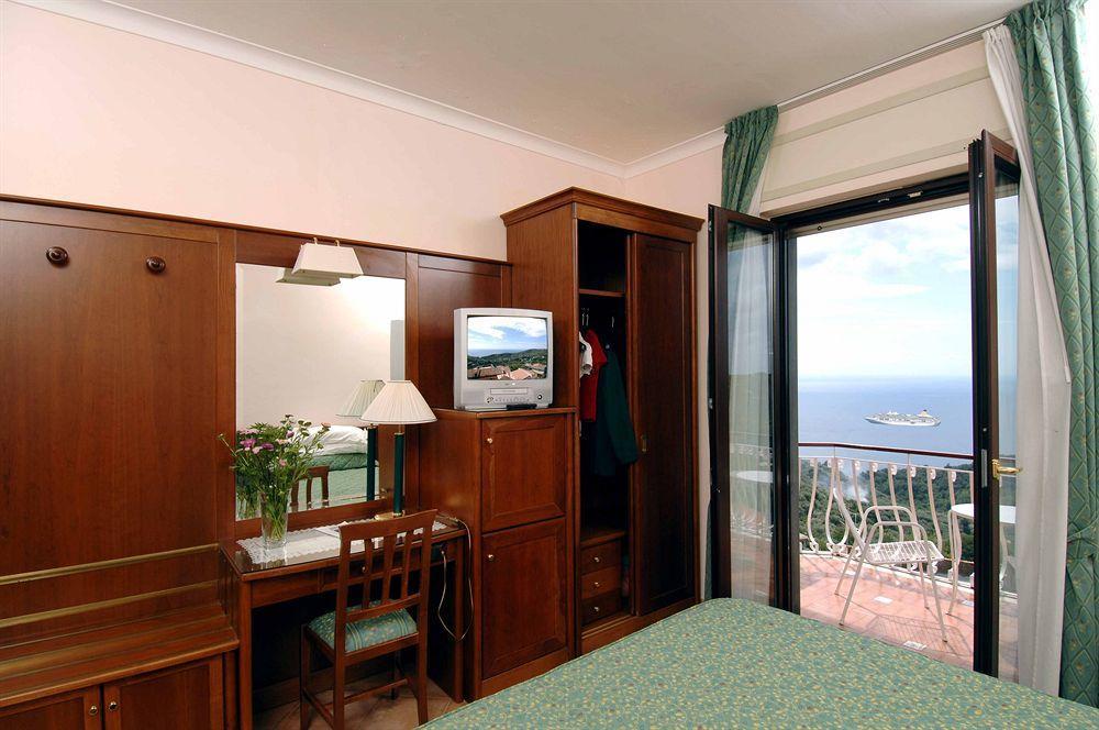 Hotel Montana Sant'Agata sui due Golfi Eksteriør billede