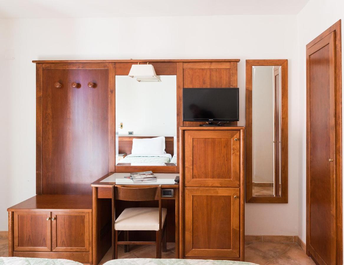 Hotel Montana Sant'Agata sui due Golfi Eksteriør billede