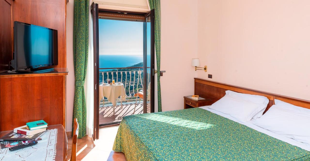 Hotel Montana Sant'Agata sui due Golfi Eksteriør billede