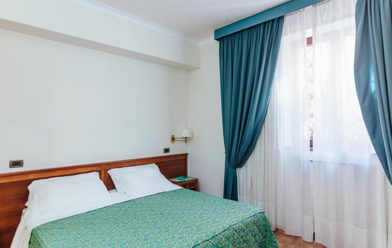 Hotel Montana Sant'Agata sui due Golfi Eksteriør billede